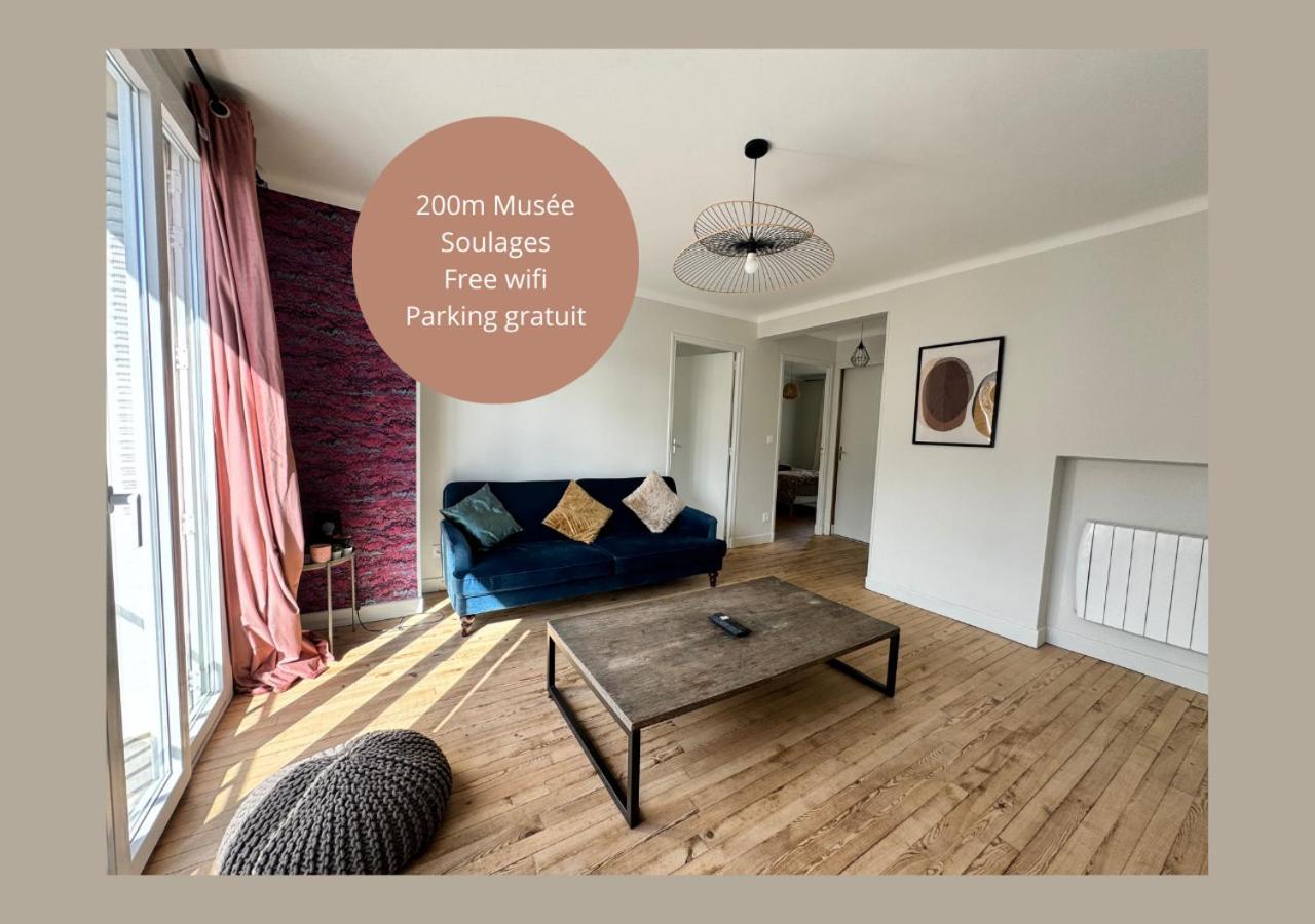 Le 122 - Parking Apartment Rodez Bagian luar foto
