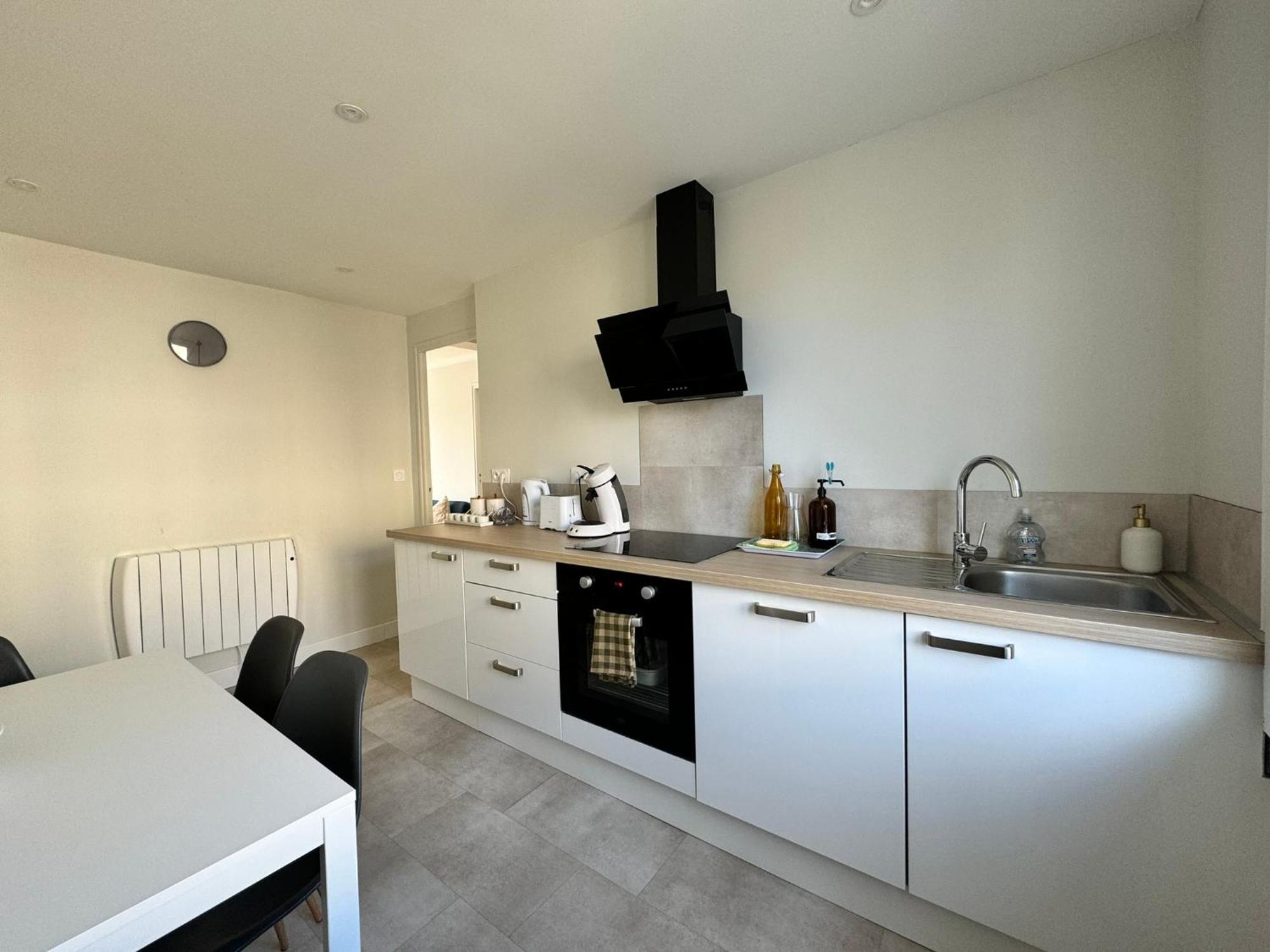 Le 122 - Parking Apartment Rodez Bagian luar foto