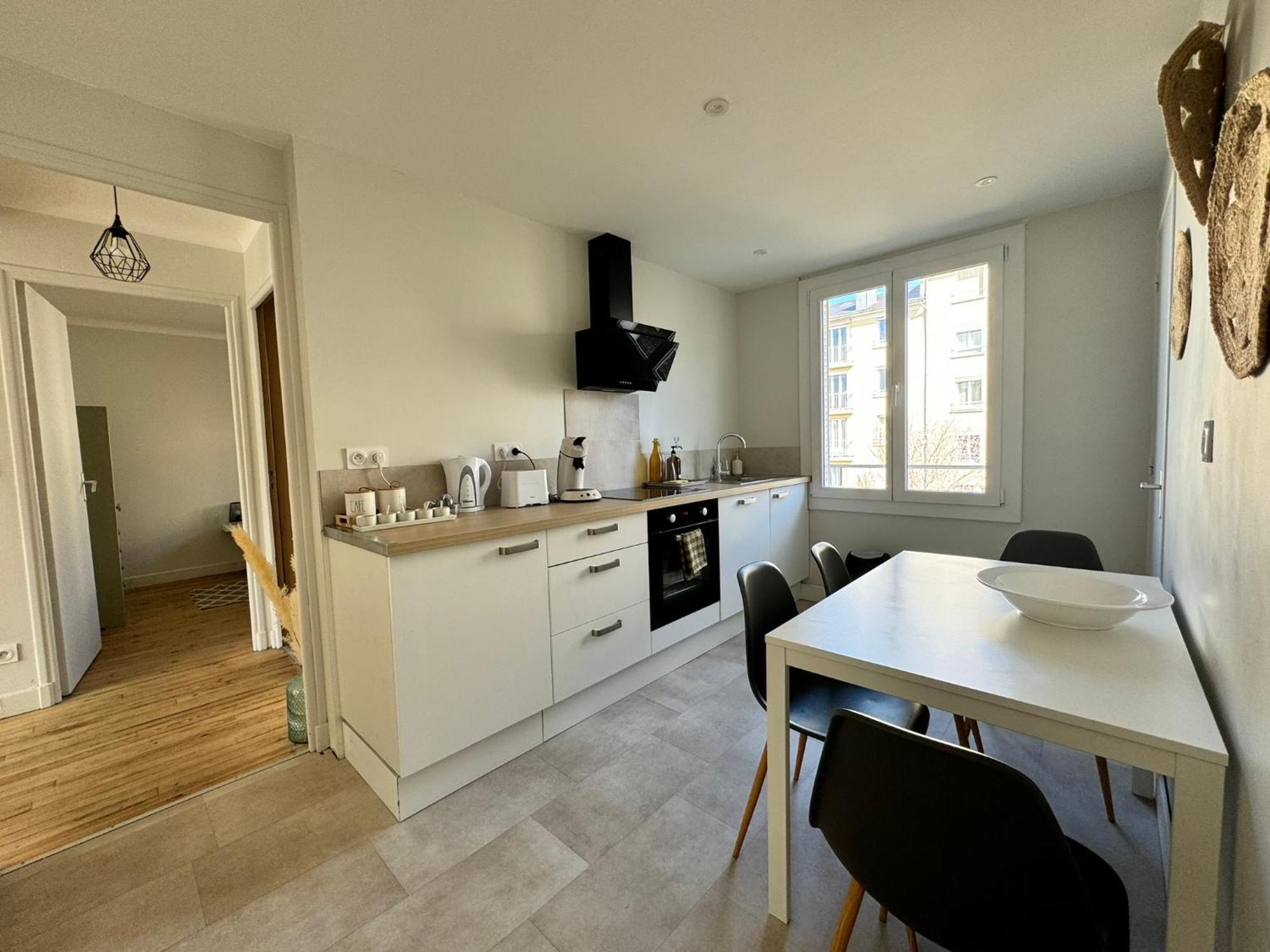 Le 122 - Parking Apartment Rodez Bagian luar foto
