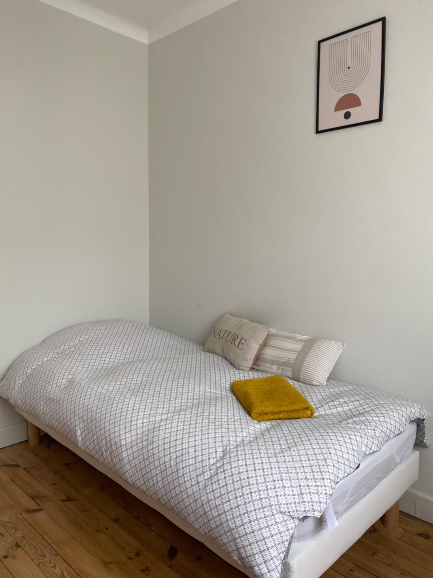 Le 122 - Parking Apartment Rodez Bagian luar foto